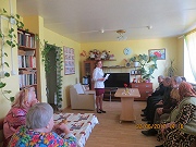 В стационарном отделении для граждан пожилого возраста и инвалидов БУ СО ВО "КЦСОН " Гармония"проживающие почтили память погибших на войне.