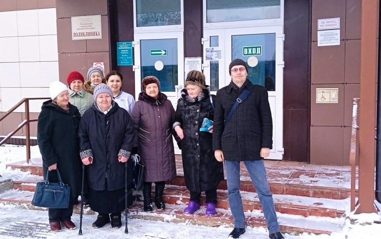 Доставка граждан старшего поколения на диспансеризацию