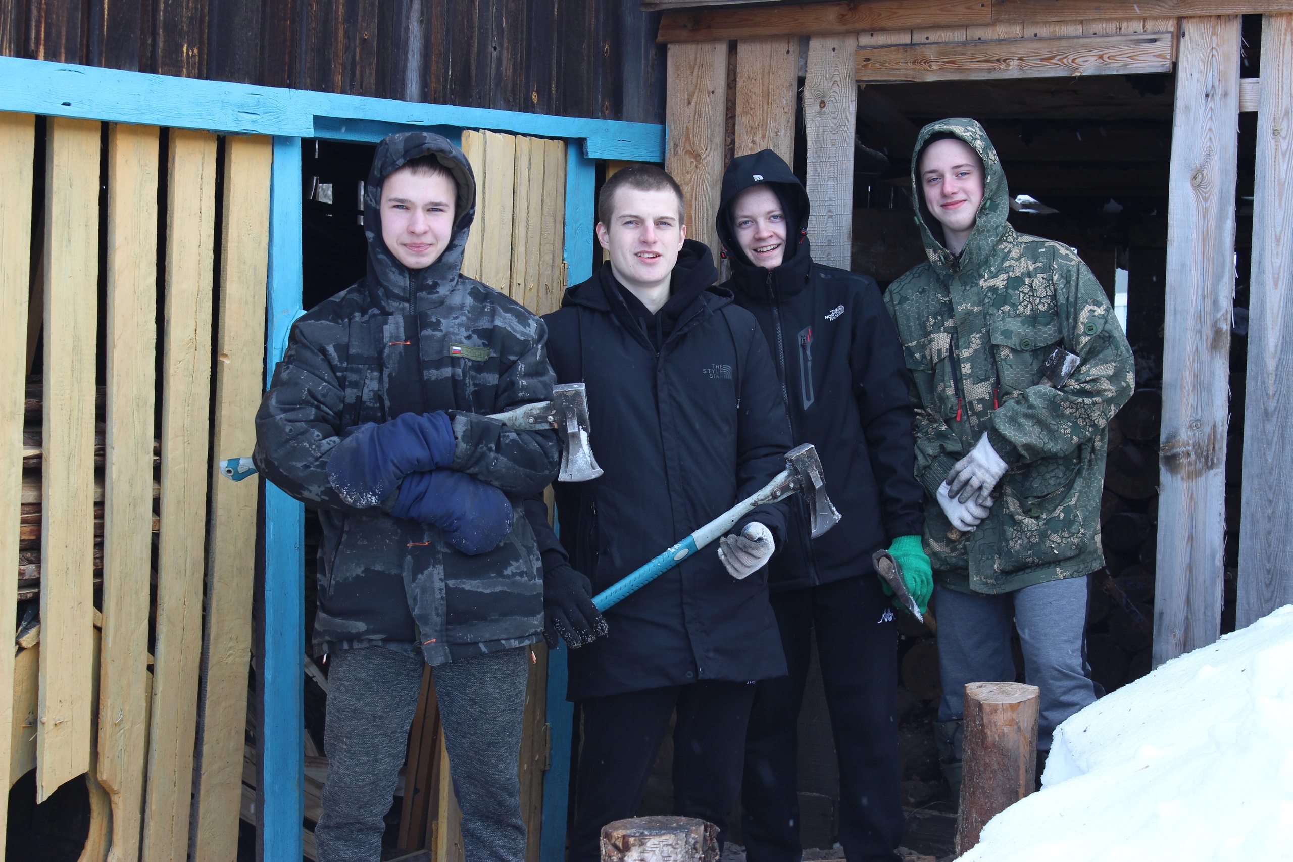 Поддержка родных мобилизованных.