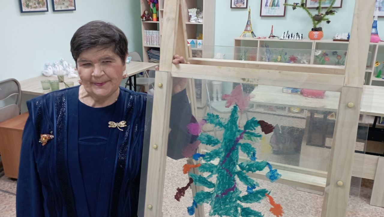 Рисование на стеклянном мольберте