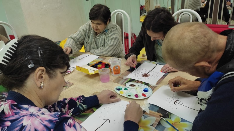 Одуванчики ватными палочками!