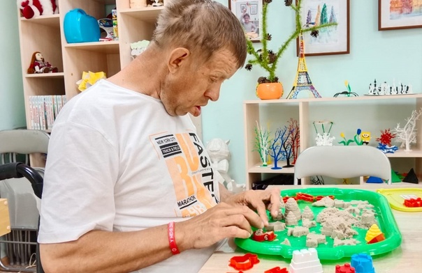 Индивидуальное занятие пескографией!